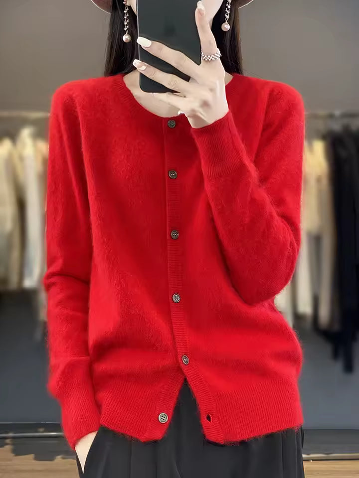 Knitted cashmere sweater